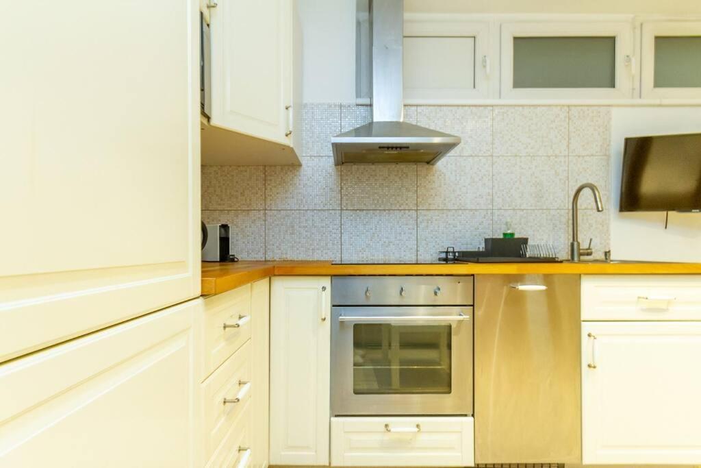 Diplomat Quarter 2 Bdr By Newave Appartement *